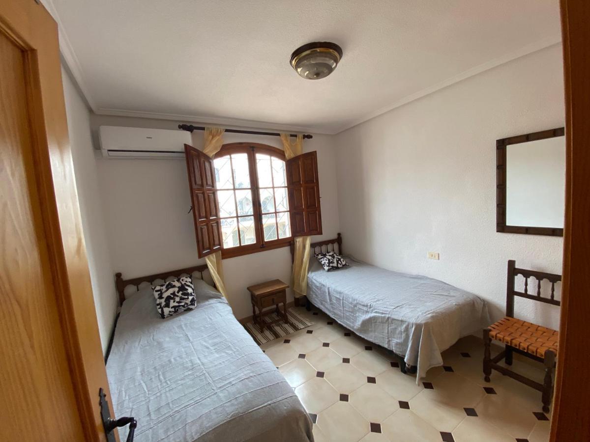 Orihuela Costa 2-Bedroom 1-Bath Renovated Vacation Rental On La Zenia Beach Exteriér fotografie